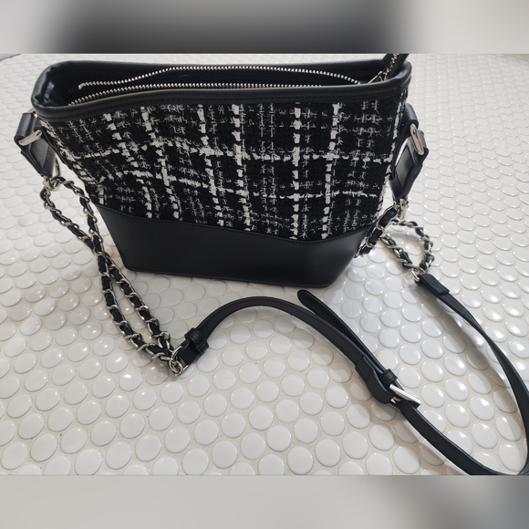 Le Chateau black and white plaid purse NWOT - Picture 2 of 5